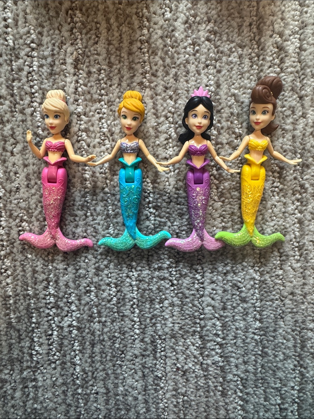 Vintage little mermaids sisters